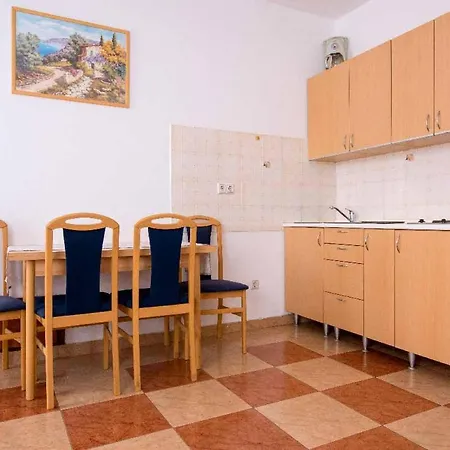 Vesna 4 With Terrace Rovinj