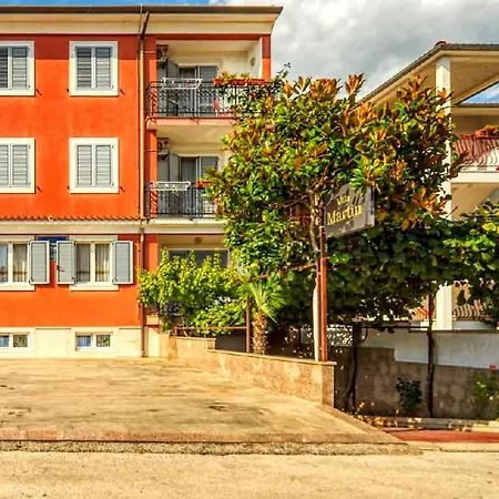 Vesna 4 With Terrace * Rovinj