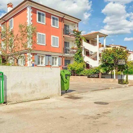 Vesna 4 With Terrace Rovigno