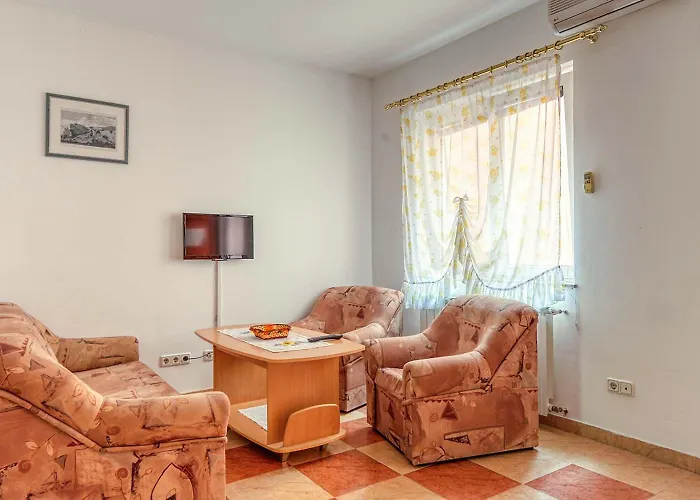 Vesna 4 With Terrace * Rovigno